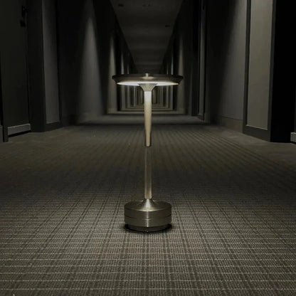 Skorter | Metallic Wireless Table Lamp