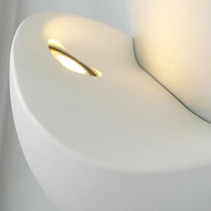 Skorter | Minimalist Half-Round LED Wall Light – Modern Indoor/Outdoor Lamp