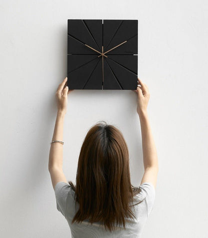Minimalist Modern Silent Wall Decorative Clock for Livingroom - SKØRTER