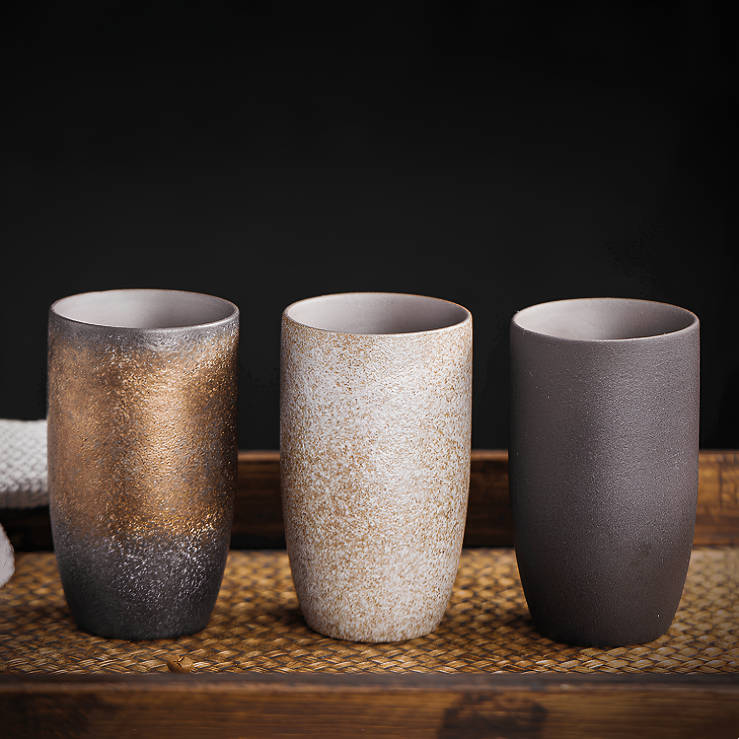 Skorter in ceramic with infuser and lid