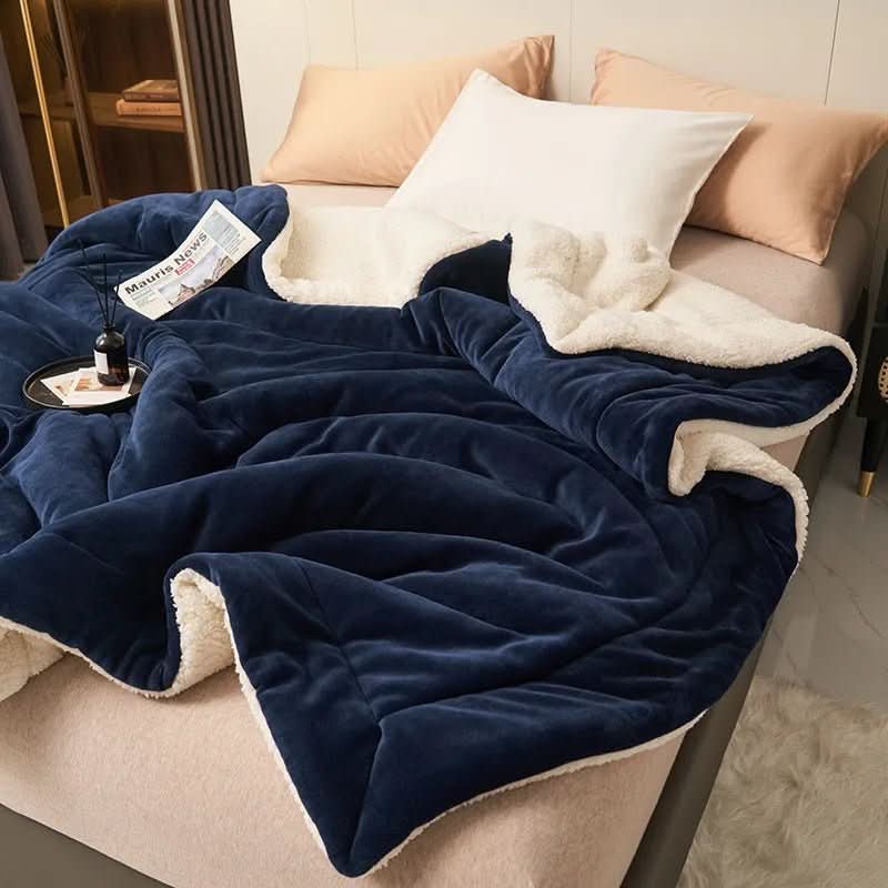 Skorter | Reversible Sherpa Fleece Blanket for Bed and Sofa