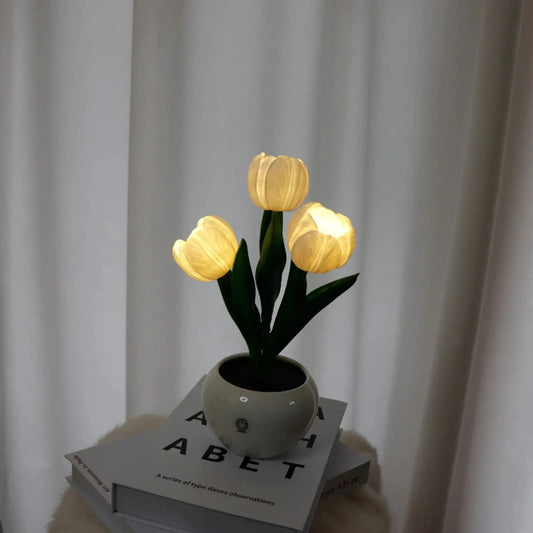 Skorter | Enchanted Tulip Glow Lantern