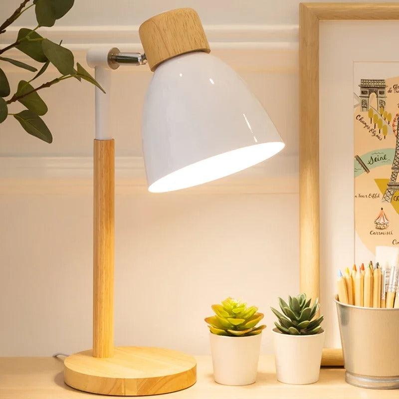 Skorter | Nordic Table Lamp | Wood, Iron