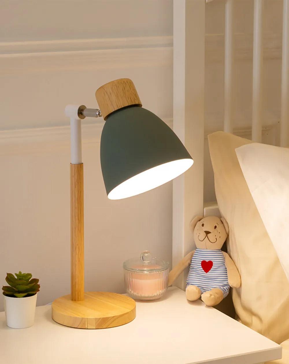 Skorter | Nordic Table Lamp | Wood, Iron