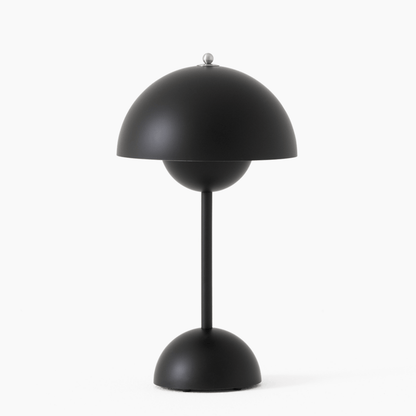 Skorter | Add a touch of retro charm to your home with this lamp