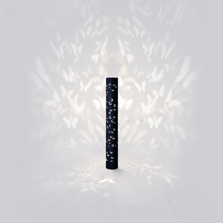 Norfried Column Floor Lamp - SKØRTER