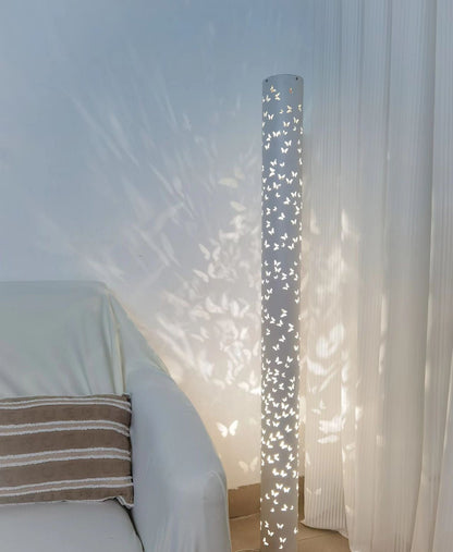 Norfried Column Floor Lamp - SKØRTER