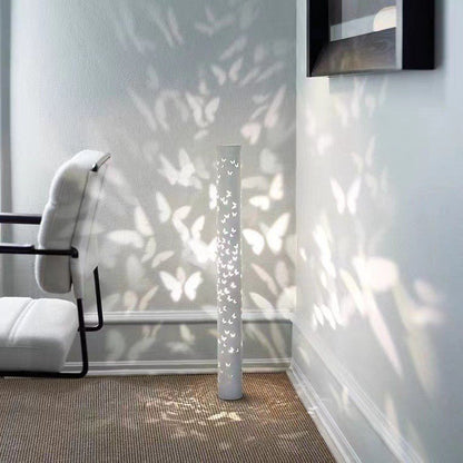 Norfried Column Floor Lamp - SKØRTER