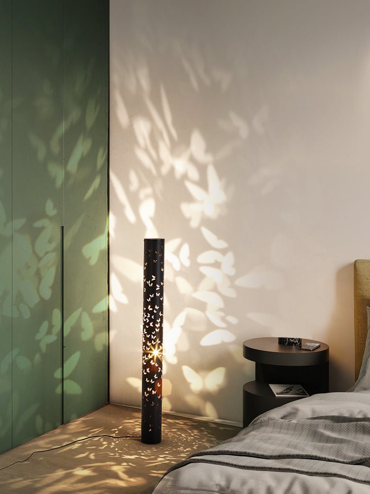Norfried Column Floor Lamp - SKØRTER