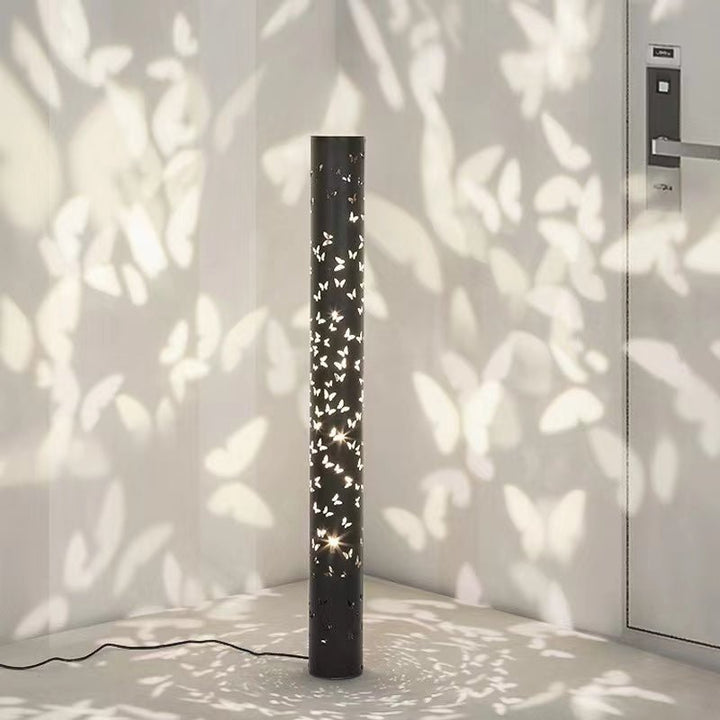 Norfried Column Floor Lamp - SKØRTER
