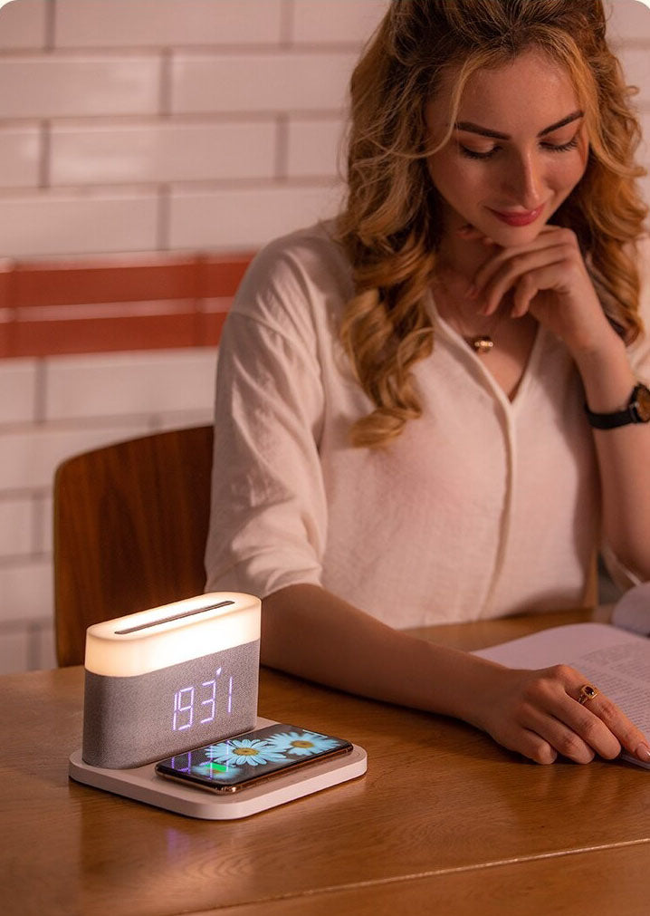Skorter | 3-in-1 Wireless Charger, LED Lamp & Digital Alarm Clock | Fast Charging Dock