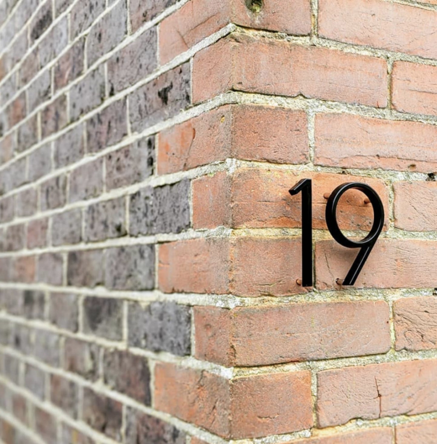 Skorter | Black House Numbers | Modern and Weatherproof House Decoration