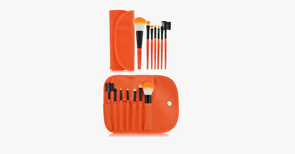 Skorter | 7-piece classic brush set in orange