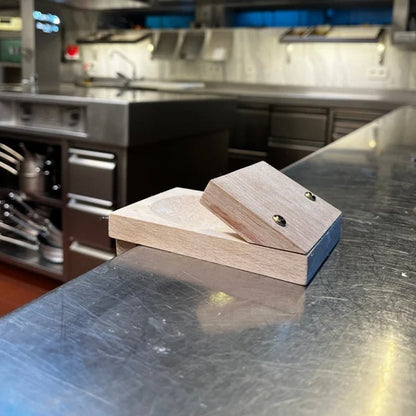 Oyster Shucking Clamp - SKØRTER