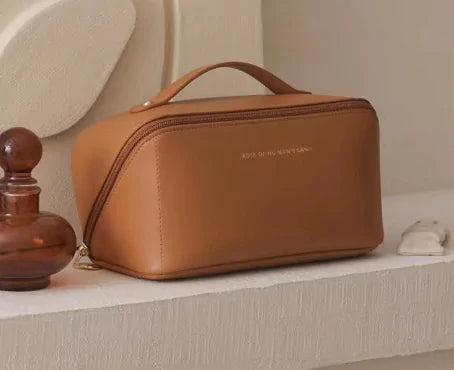 Skorter | All-in-1 Make-up Bag