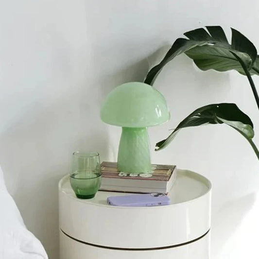 Skorter | Pastel-colored glass mushroom table lamp