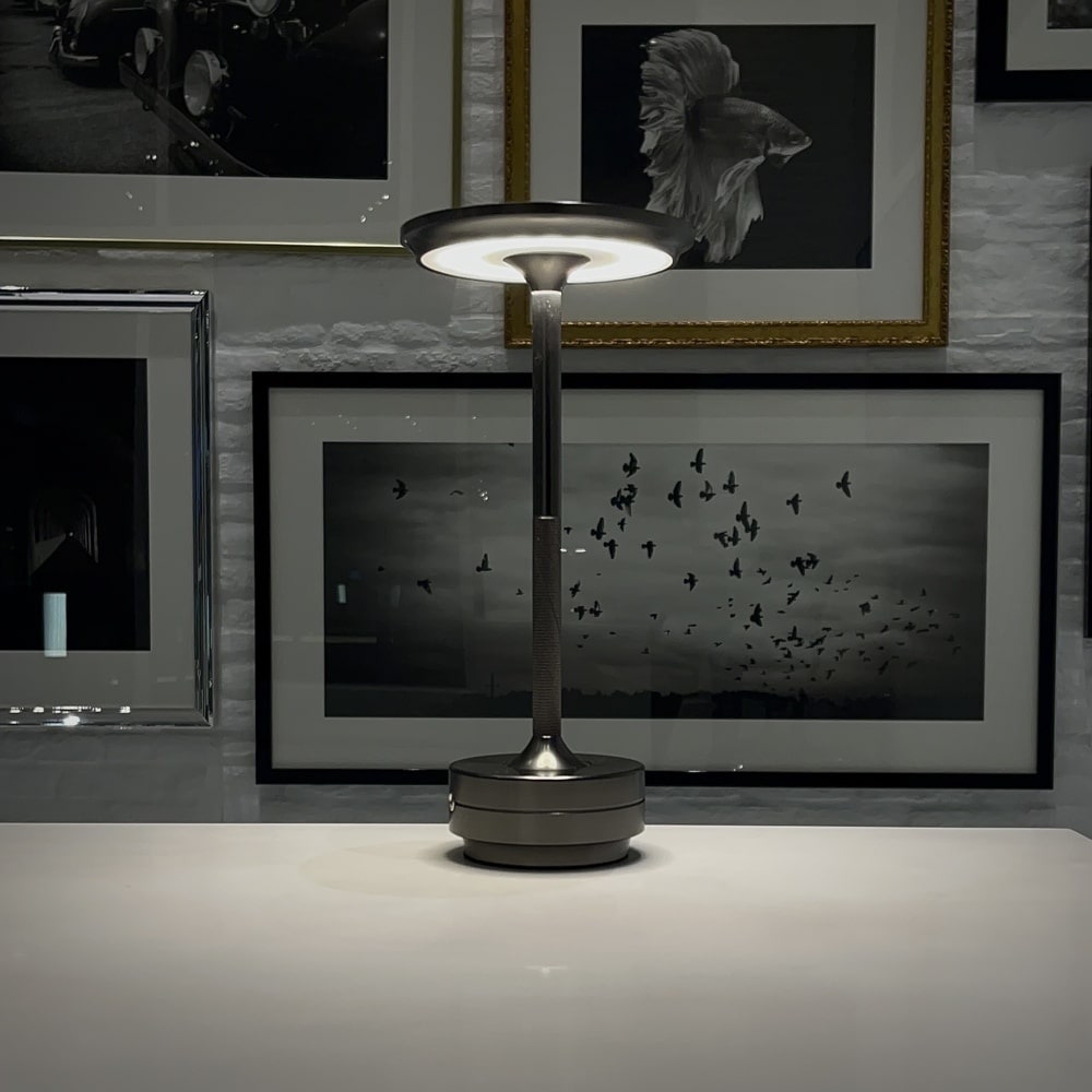 Skorter | Ambient Metallic Wireless Table Lamp