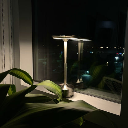 Skorter | Ambient Metallic Wireless Table Lamp