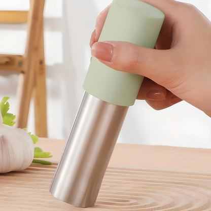 Skorter and a stainless steel mortar with lid