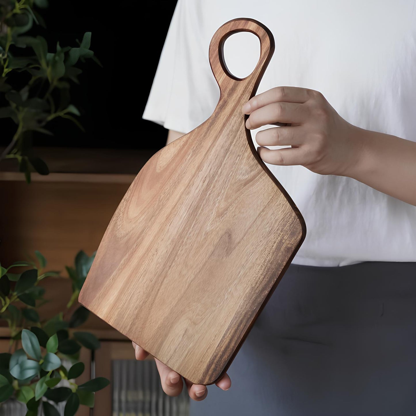 Skorter to cut in acacia wood