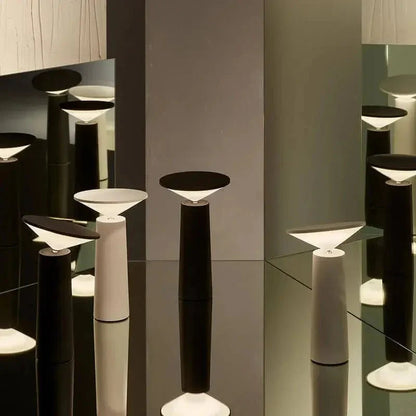 Skorter | Portable rechargeable table lamp