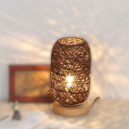 Skorter | Table lamp made of rattan wood