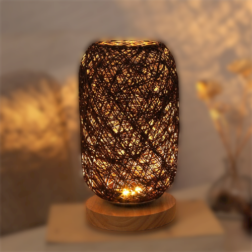 Skorter | Table lamp made of rattan wood
