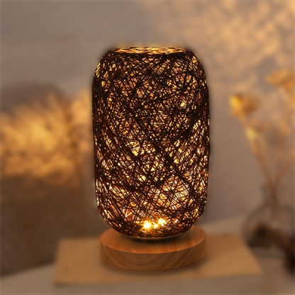 Skorter | Table lamp made of rattan wood