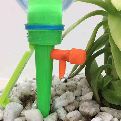 Skorter | Automatic watering spike for plants – With bottle adapter