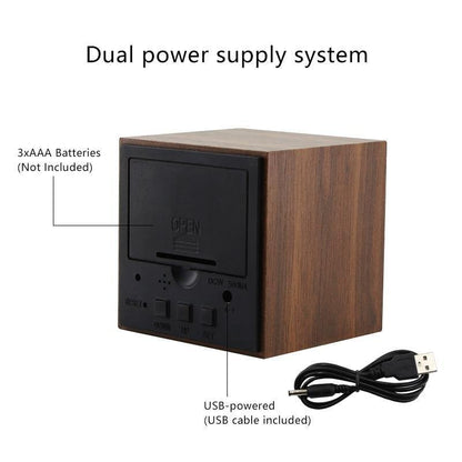 Skorter | LED-väckarklocka i träkubform