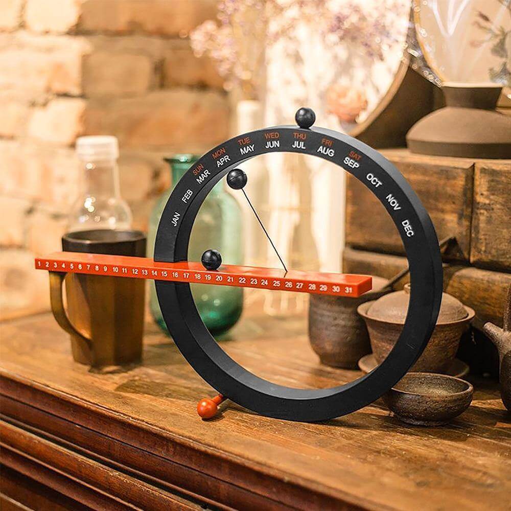 Skorter | Flip Magnetic Manual Daily Desktop Calendar