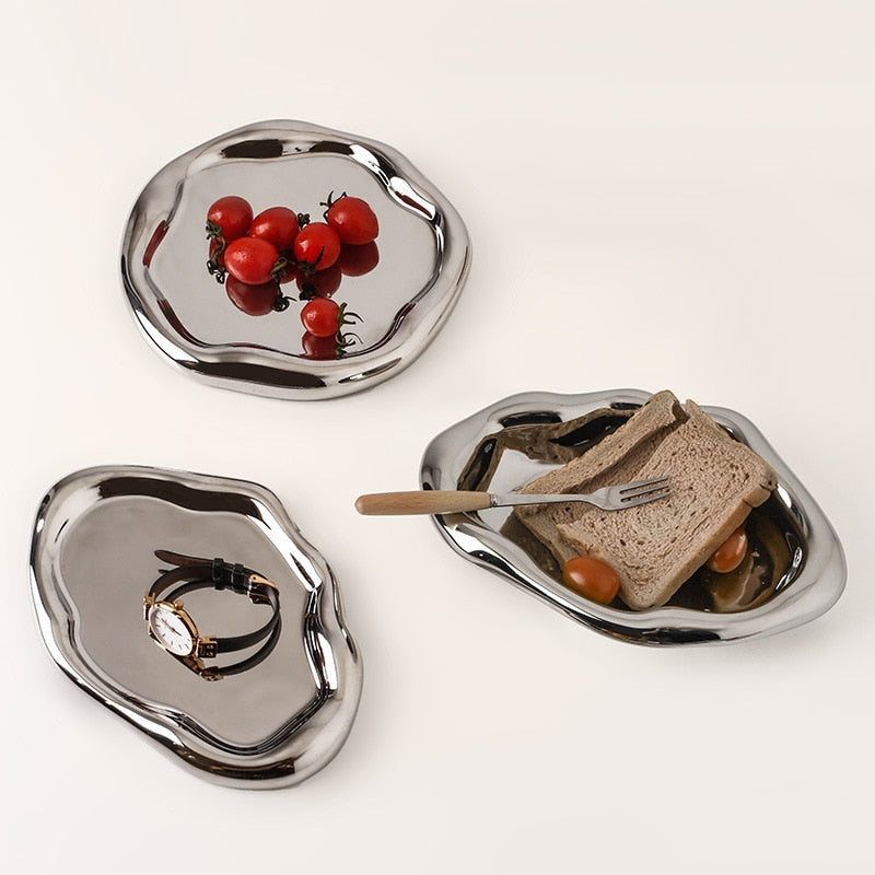 Skorter | Cookies & chrome-plated ceramic tray and bowl