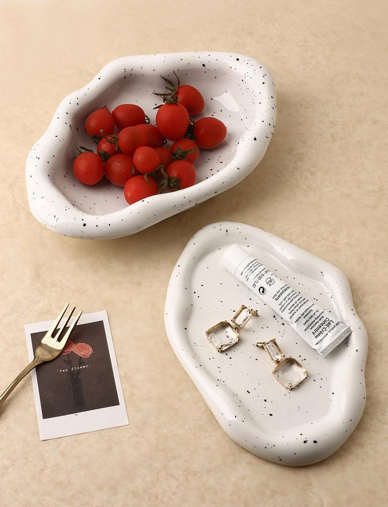 Skorter | Cookies & chrome-plated ceramic tray and bowl