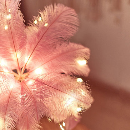 Skorter | Feather Palm Creative Table Lamp