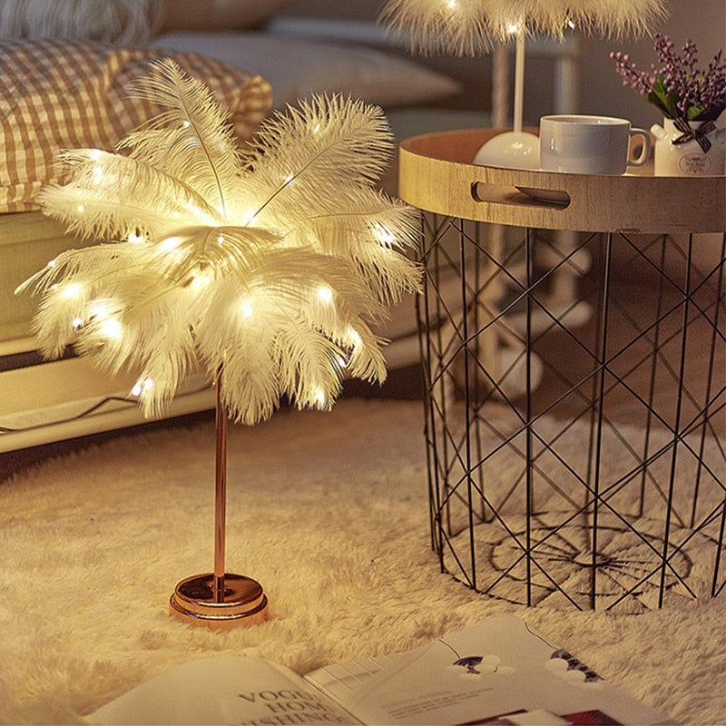 Skorter | Feather Palm Creative Table Lamp