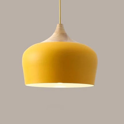 Skorter | Pendant lights made of metal and wood in delicate pastel shades