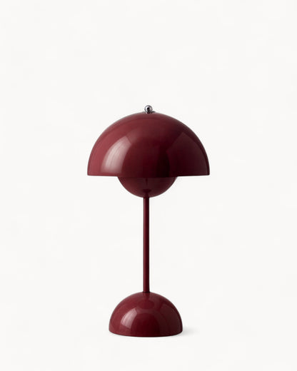 Skorter | NordLight – LED Table Lamp Scandinavian Design, dimmable and sustainable in metal