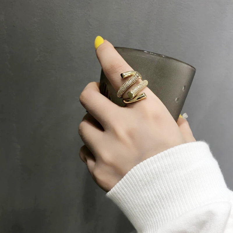 Skorter | Adjustable Gold Micro Setting Rhinestone Binded Ring