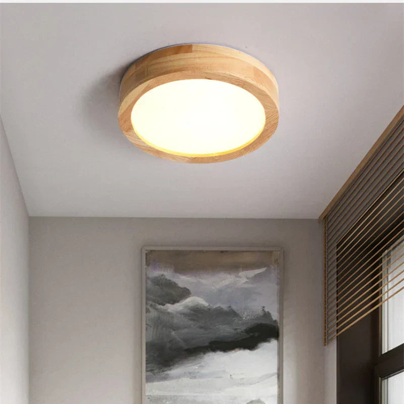 Skorter | Round Wooden Scandinavian Ceiling Lamp - NordicLuxe