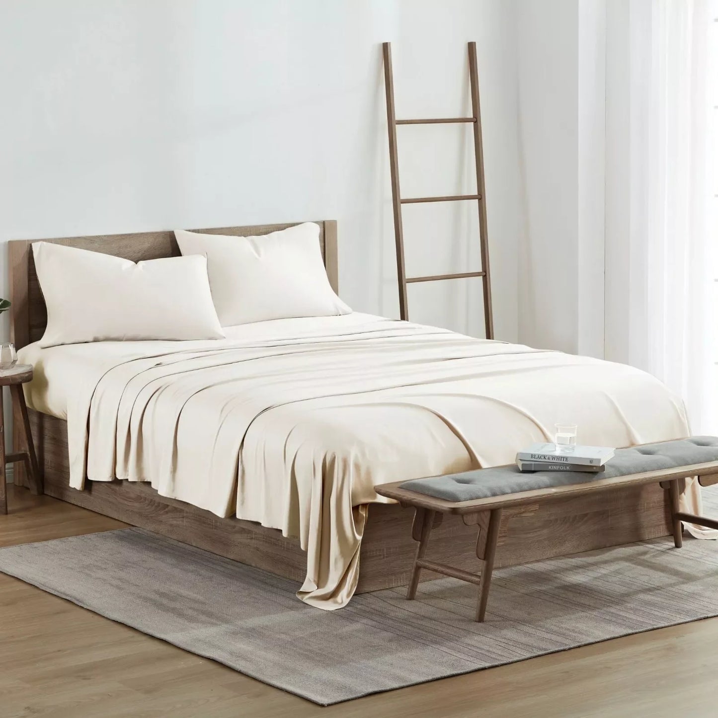 Skorter | 4-piece set: Kathy Ireland 300 thread count 100% bamboo sheet set