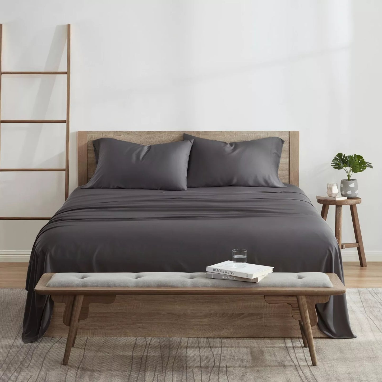 Skorter | 4-piece set: Kathy Ireland 300 thread count 100% bamboo sheet set