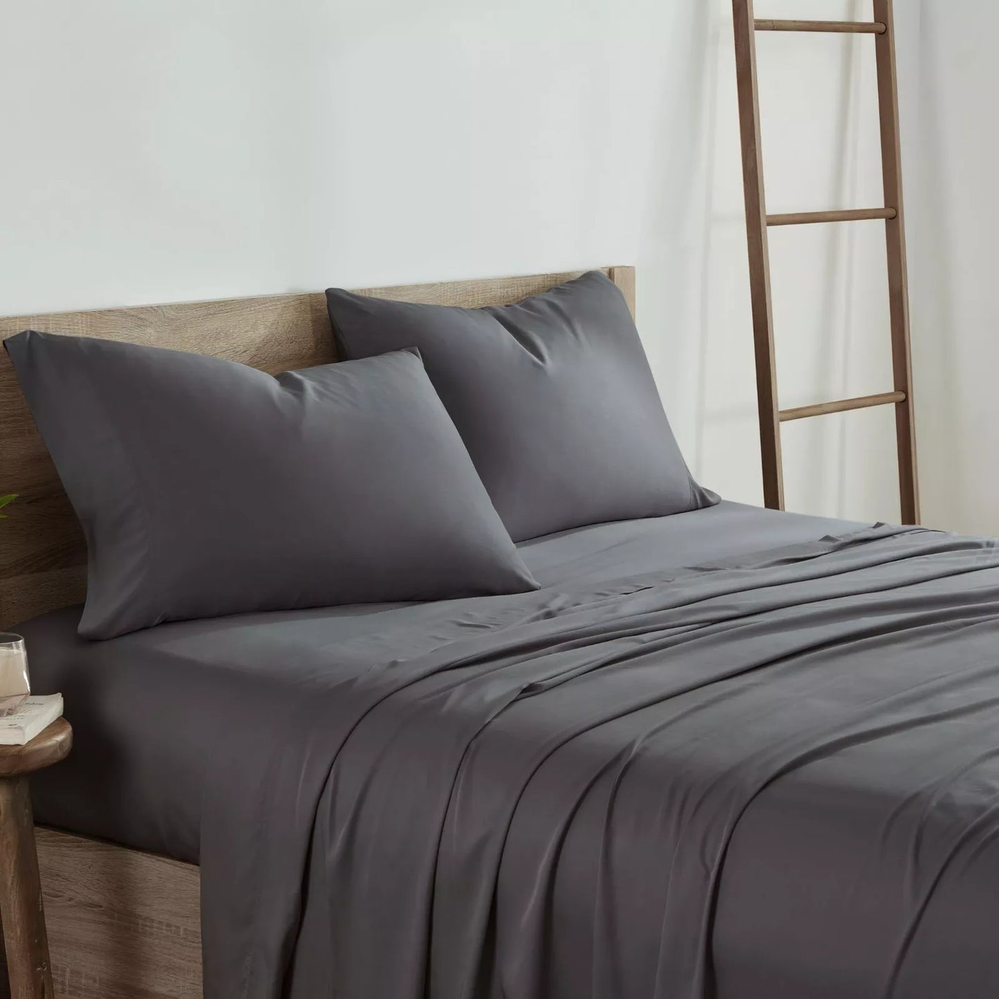 Skorter | 4-piece set: Kathy Ireland 300 thread count 100% bamboo sheet set