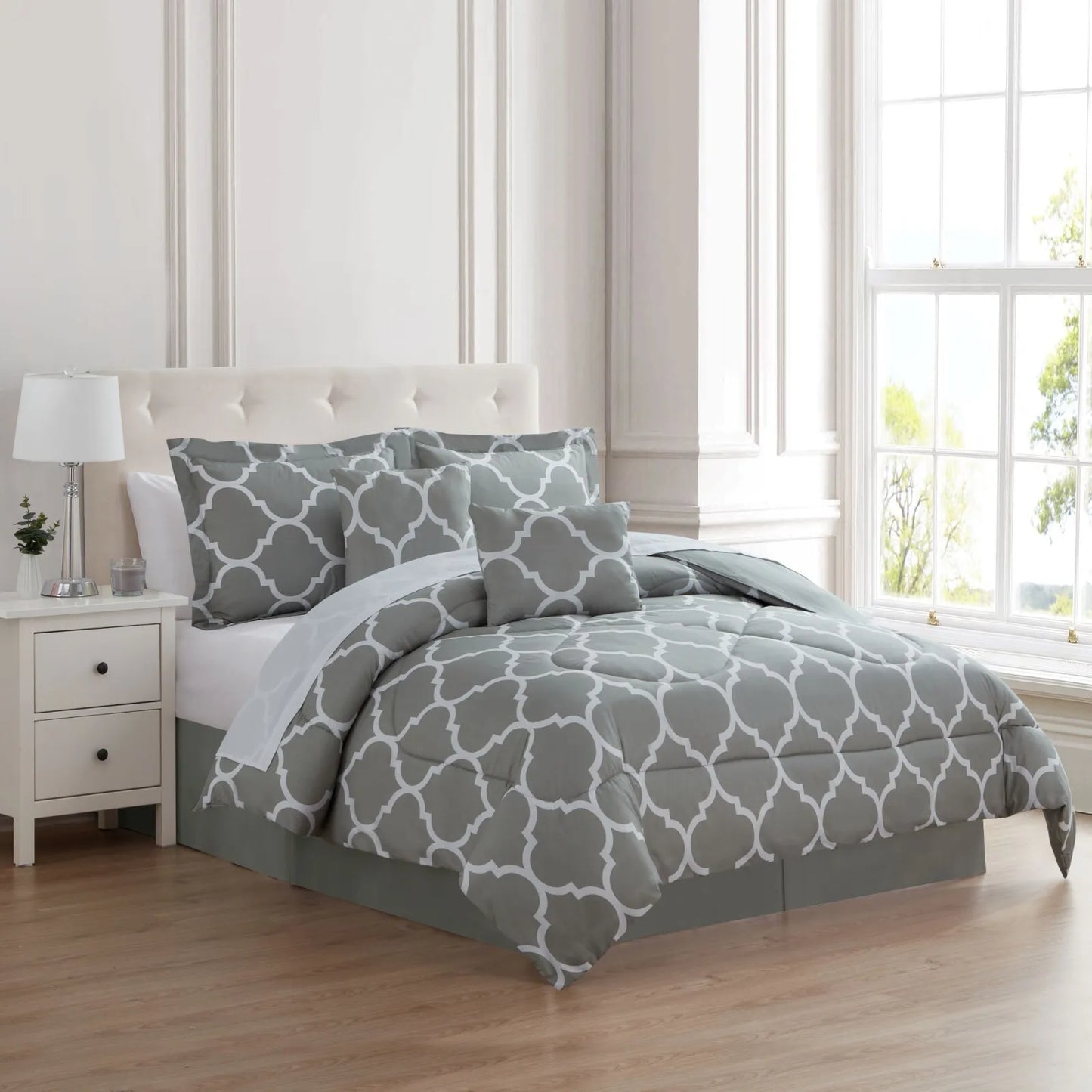 Skorter | 6-piece set: Kathy Ireland Trellis oversized comforter set