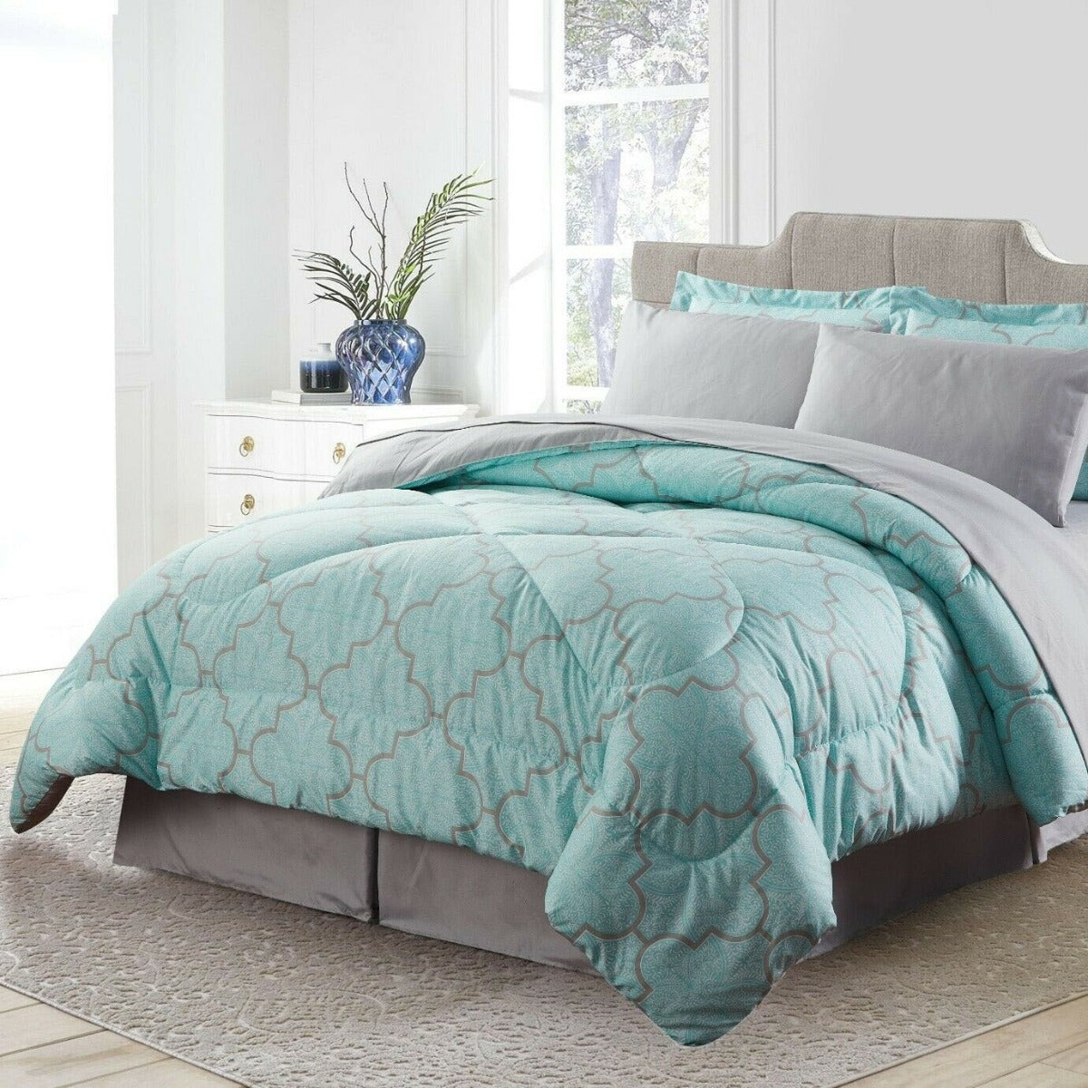 Skorter | 8-piece: Duvet alternative bed in a bag