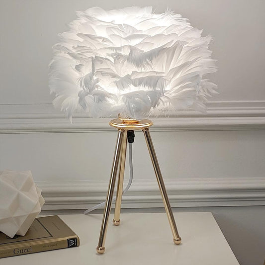Skorter | Sara Gold Tripod Feather Table Lamp