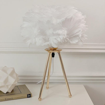 Skorter | Sara Gold Tripod Feather Table Lamp