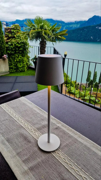 Skorter | LED Table Lamp – Wireless, Touch Control & Dimmable Light