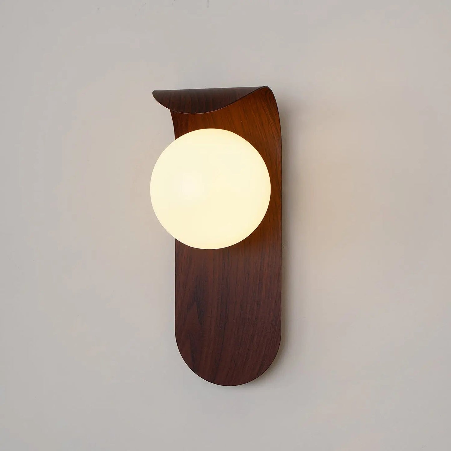 Skorter | Carlyle Wall Lamp | Stylish Modern Lighting for Any Room