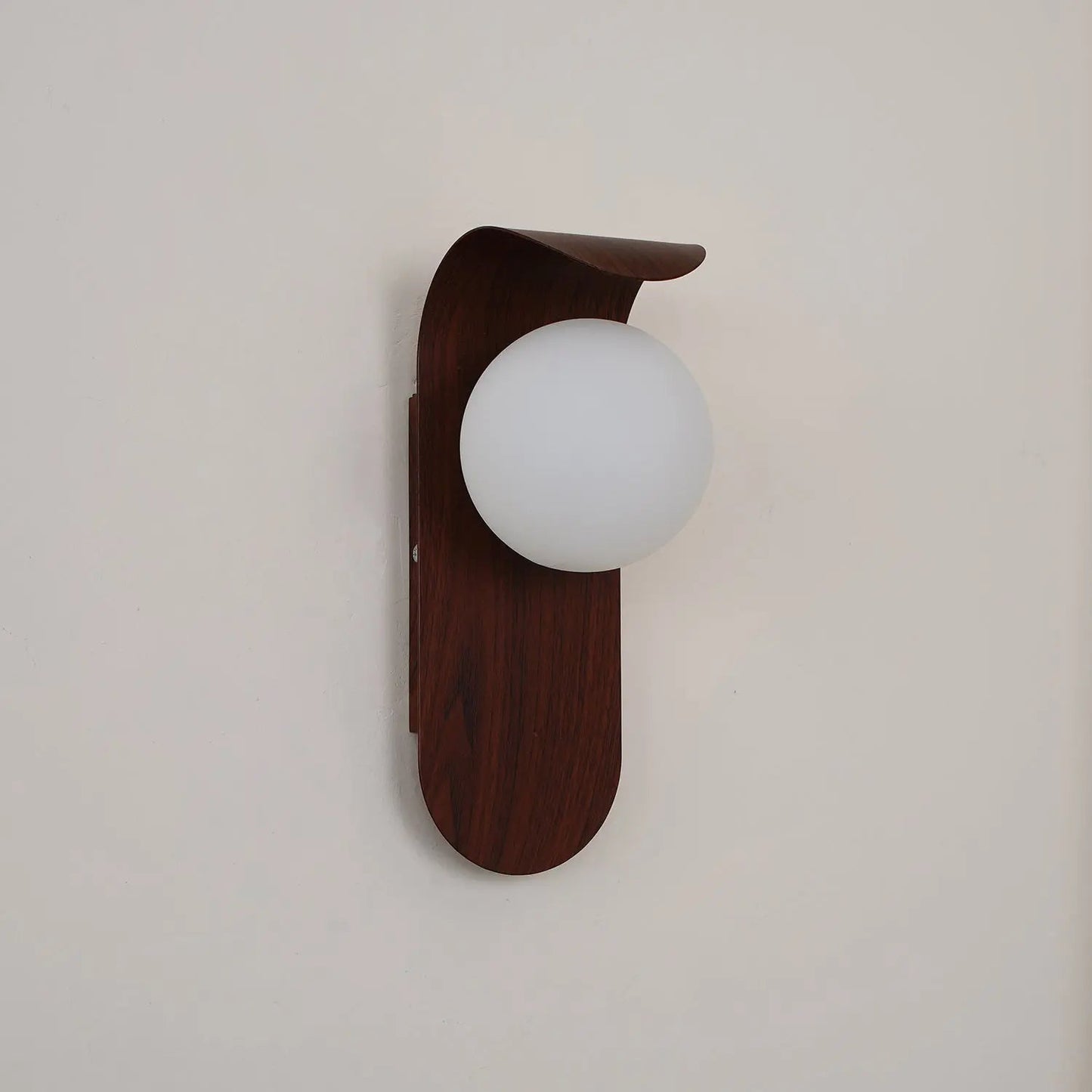 Skorter | Carlyle Wall Lamp | Stylish Modern Lighting for Any Room