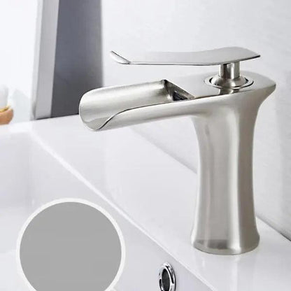 Single Handle Gold Bathroom Faucet - SKØRTER